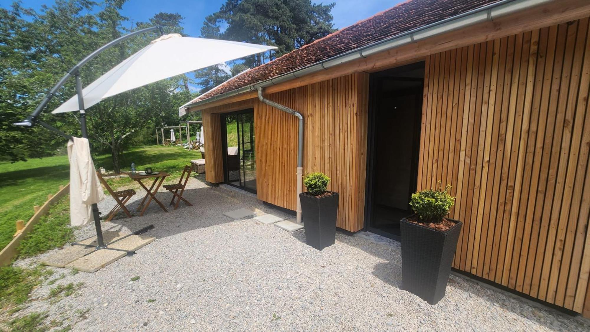 Lodge Du Chateau De Feschaux Villeneuve-sous-Pymont Exteriér fotografie