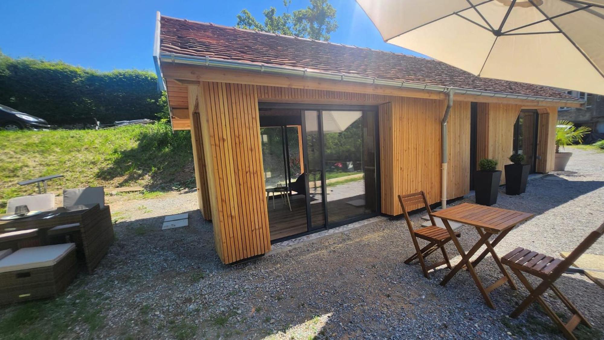 Lodge Du Chateau De Feschaux Villeneuve-sous-Pymont Exteriér fotografie